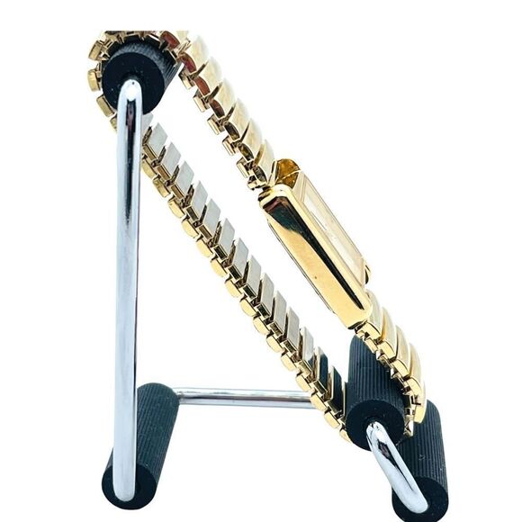 Vintage Jemis Goldtone Watch  - Picture 6 of 8